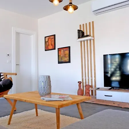 וילה 5 Bedroom Luxury With Private Pool And Private In Bodrum-gumusluk 2 גומושלוק